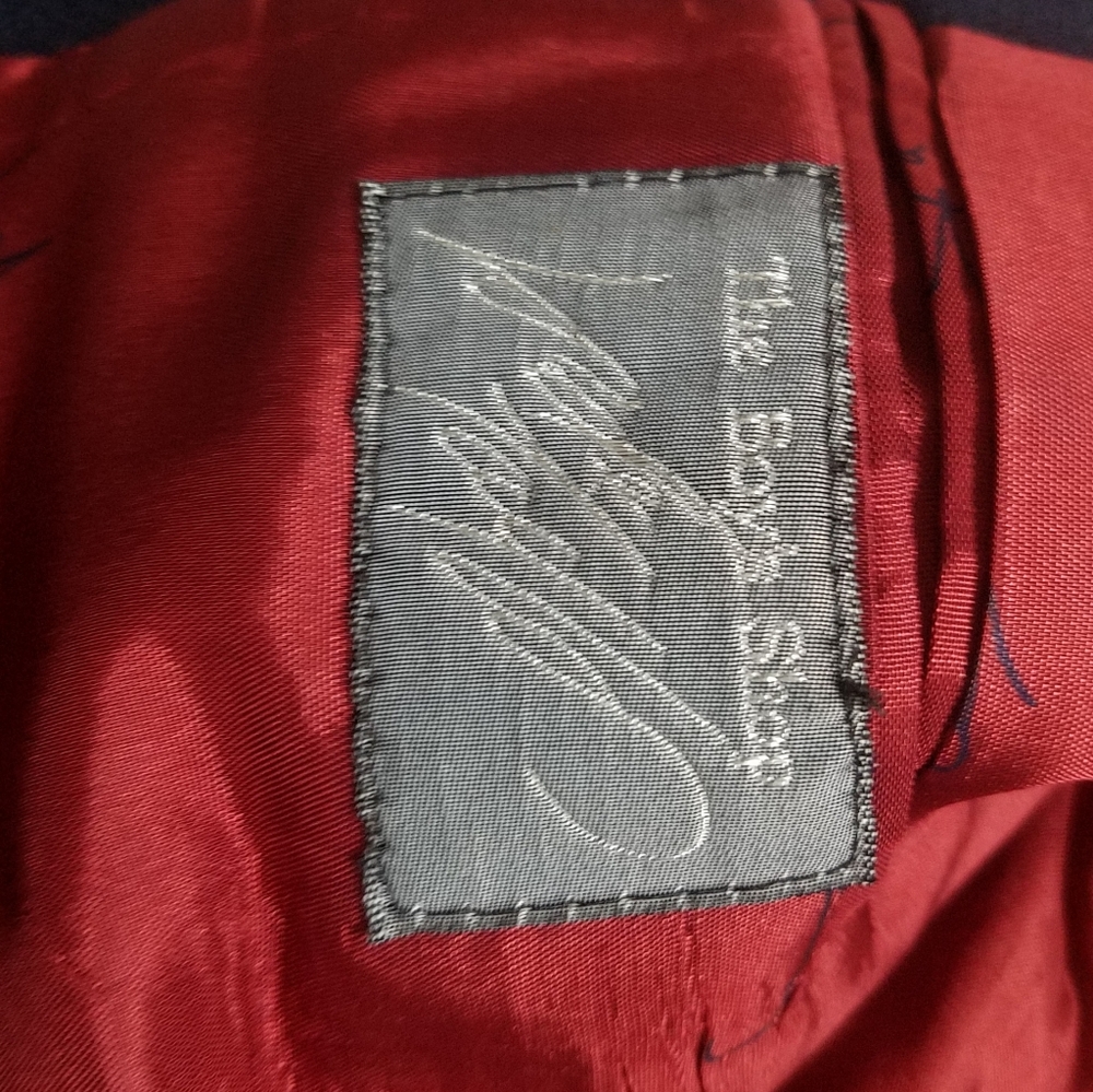 Blazer - Picture 2 of 3